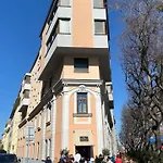 Cozy For Couples, Friends & Families Apartman *