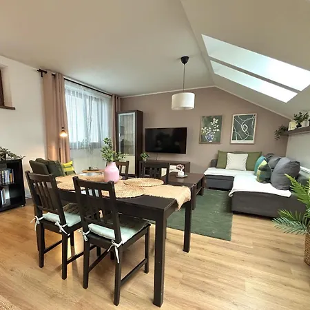 Cozy For Couples, Friends & Families 아파트