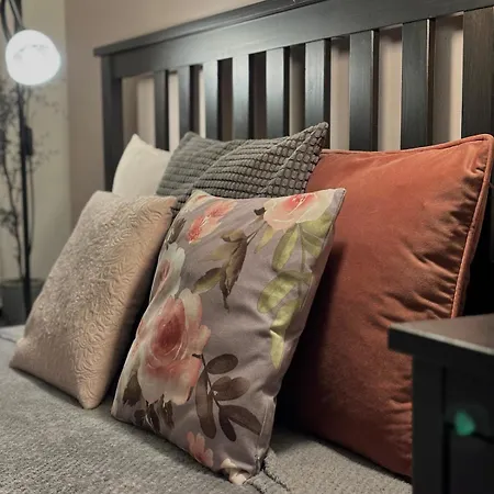 Cozy For Couples, Friends & Families Pozsony