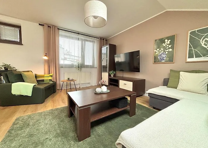 아파트 Cozy For Couples, Friends & Families *