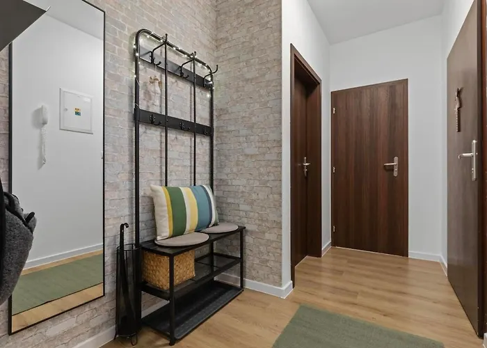 아파트 Cozy For Couples, Friends & Families