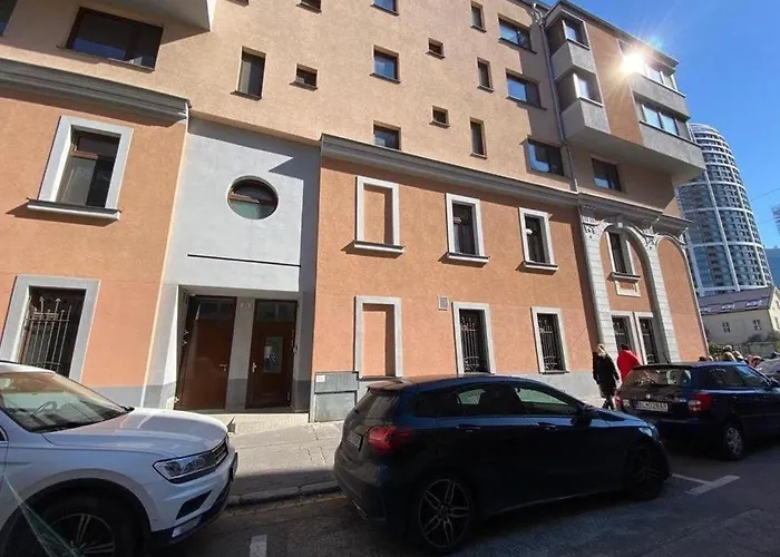 Cozy For Couples, Friends & Families Апартаменты *